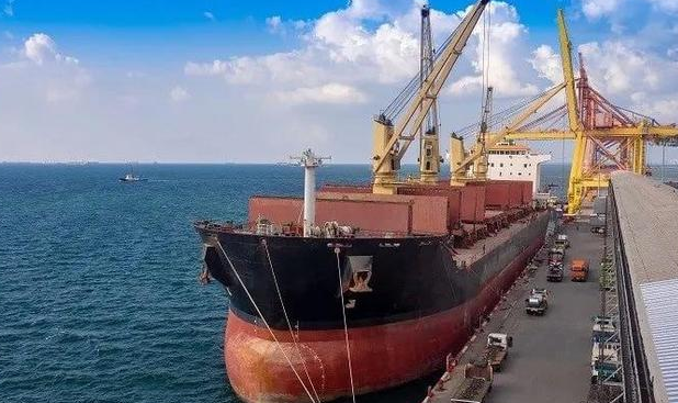 海运在线：半岛官方网站·(中国)集团股份有限公司供应偏紧 明年干散货市场仍看好